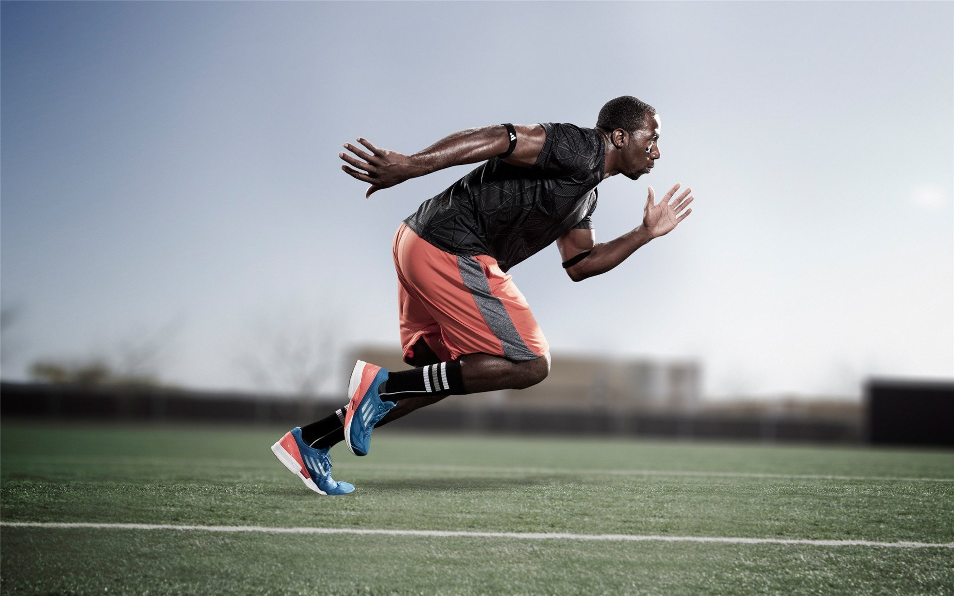 爱游戏网页版-足球医疗论坛聚焦运动损伤与康复，足球医学